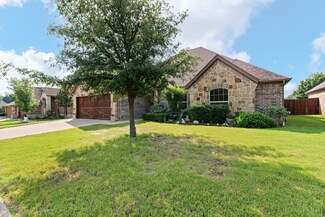 906 Joshua Ct, Granbury, TX 76048