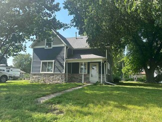 11906 W Davis St, Roseland, NE 68973