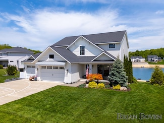 9760 Waterstone Dr SE, Byron Center, MI 49315