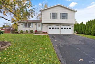 4910 Dahlia Cir, Liverpool, NY 13088
