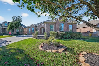 110 Carriage Ct, Magnolia, TX 77354