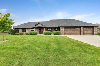 3566 Wildflower Rd, St. Cloud, MN 56301