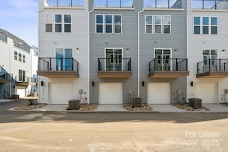 3007 Jolene Ct, Charlotte, NC 28206