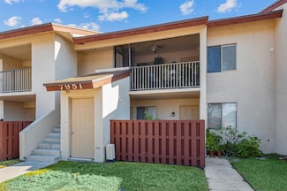 7951 Southgate Blvd Unit F10, North Lauderdale, FL 33068