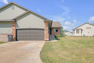 715 Bristol Cir, Wichita, KS 67207