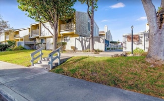 1213 W Cypress Ave, Lompoc, CA 93436
