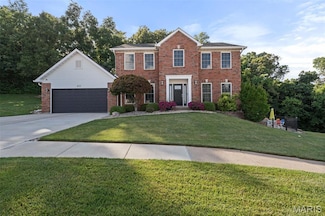 421 Keystone Dr, Fenton, MO 63026