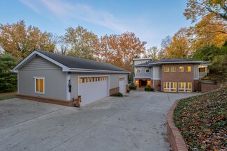 6280 Linworth Rd, Worthington, OH 43085
