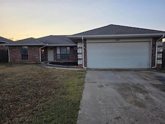 1917 Overland Trail, Choctaw, OK 73020