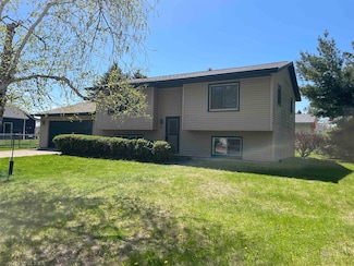 535 Ardmore Ave, Ripon, WI 54971