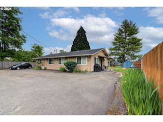 907 NE 1st Ave, Battle Ground, WA 98604