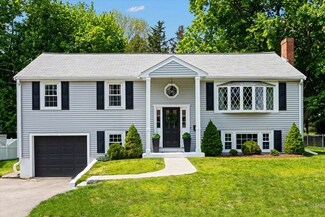 45 Clark Ave, Walpole, MA 02081