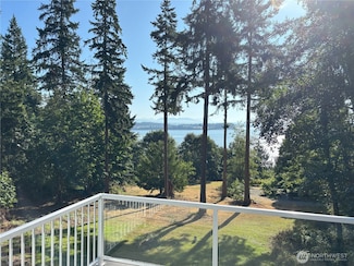 362 N Sunrise Blvd, Camano Island, WA 98282