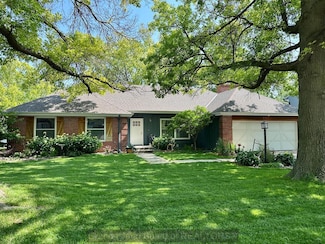 2423 W Anna St, Grand Island, NE 68803