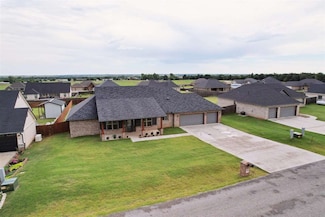 7622 Highland Hills Dr, Elgin, OK 73538