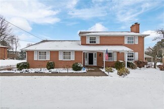 815 44th St NE, Canton, OH 44714