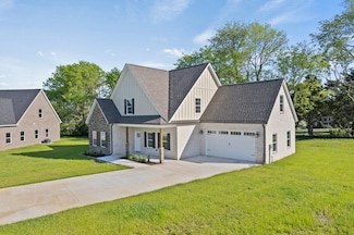 74 Summerset Dr, Winchester, TN 37398