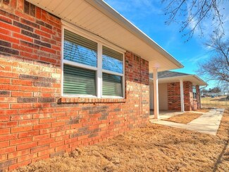 116 3rd St, Wanette, OK 74878