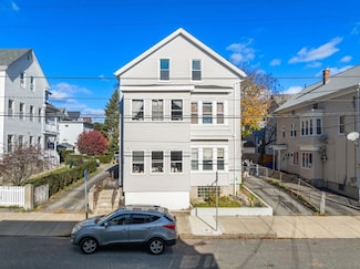 610 Walnut St, Fall River, MA 02720