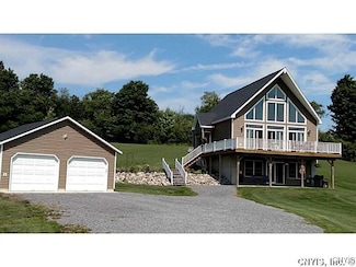 2359 Lawrence Rd, Marcellus, NY 13108