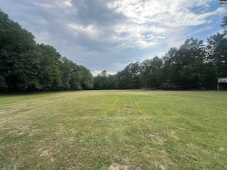 8 Pinetop Rd, Camden, SC 29020