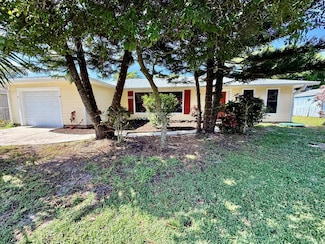 1126 SW Ithaca St, Port Saint Lucie, FL 34983