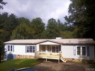 737 Reid Rd, Lake Toxaway, NC 28747