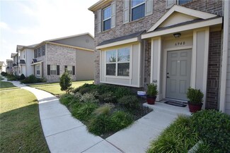 6940 Carrington Ln, Fort Worth, TX 76137