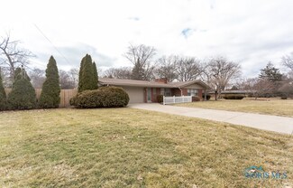 3807 Tall Oaks Rd, Toledo, OH 43614