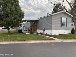 800 Woodward Ave, Fostoria, OH 44830