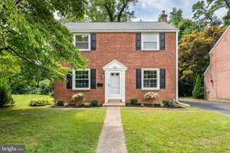 5 Beatrice Dr, Bryn Mawr, PA 19010
