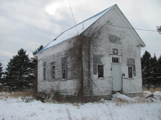 216 Curtis Rd, Arundel, ME 04046