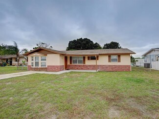 1410 Stone Creek Dr, Tarpon Springs, FL 34689