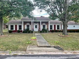 7 W Garfield St, Iola, KS 66749