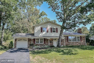 9116 Murdock Rd, Fairfax, VA 22032