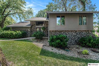 416 Ridgewood Dr, Bellevue, NE 68005
