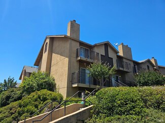1186 Pear Tree Ln, Napa, CA 94558
