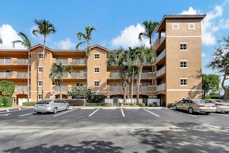 5842 Crystal Shores Dr Unit 207, Boynton Beach, FL 33437