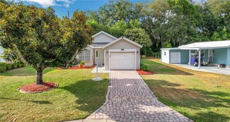 1321 E Schwartz Blvd, Lady Lake, FL 32159