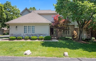 211 Saint Lawrence Blvd, Northville, MI 48168