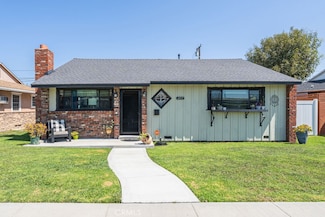 3717 W 182nd St, Torrance, CA 90504