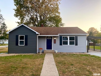 501 W Murray St, Sesser, IL 62884