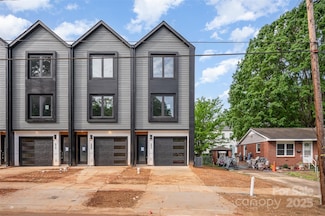 212 Mattoon St, Charlotte, NC 28273