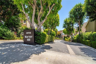 20950 Oxnard St Unit 11, Woodland Hills, CA 91367