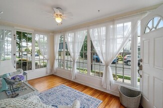 26 N Martindale Ave, Ventnor City, NJ 08406