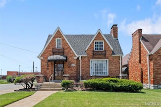 1514 Grape Ave, Saint Louis, MO 63147