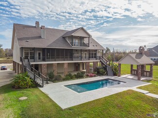 18441 Amite Acres Dr, Prairieville, LA 70769