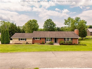 227 Maplewood Estates, Teays Valley, WV 25560