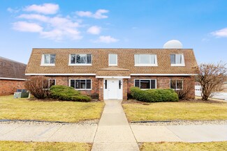 103 Harbor Dr, Oswego, IL 60543