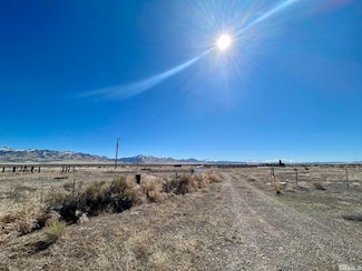 6325 van Diest Rd, Winnemucca, NV 89445